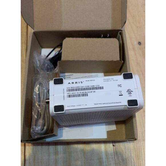 ARRIS SURFboard (16x4) DOCSIS 3.0 Cable Modem (SB6183-RB) - Picture 3 of 3